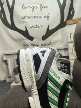 Adidas ZX8000 Gris Negro Verde zapatillas lifestyle 3