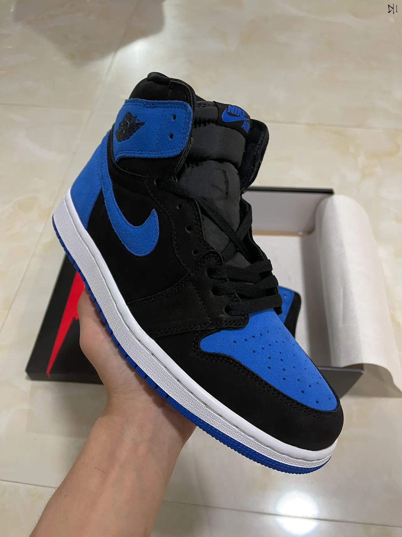 Air Jordan 1 High 黑色皇家蓝麂皮篮球鞋 2
