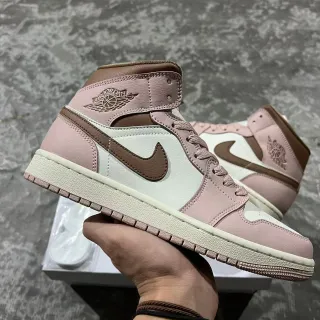 Air Jordan 1 High डस्टी पिंक ब्राउन बास्केटबॉल जूते