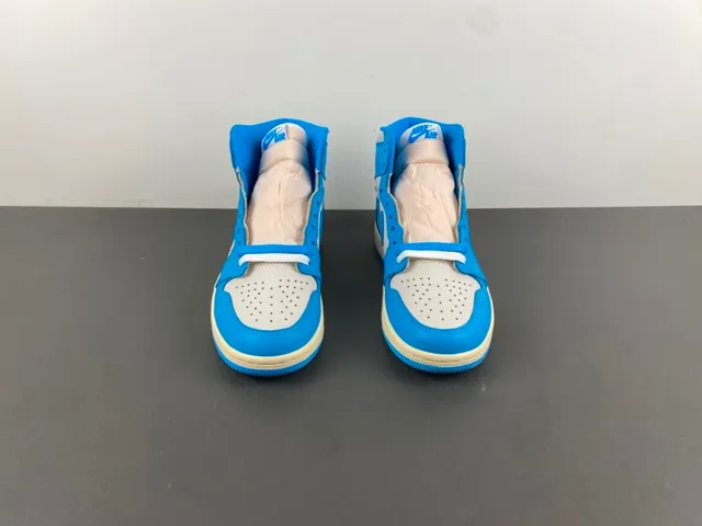 Tênis de basquete Air Jordan 1 cano alto azul e cinza 11