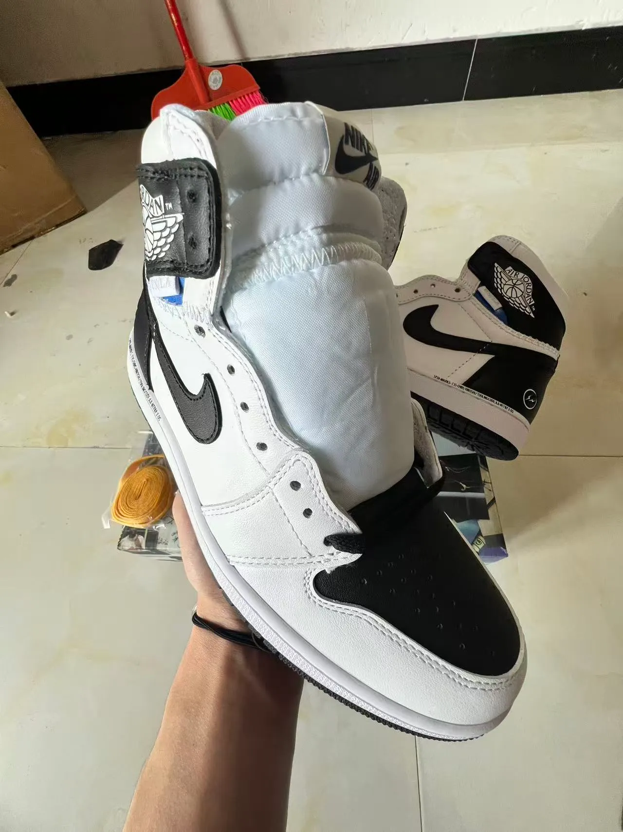 Air Jordan 1 High tênis de basquete branco e preto 2