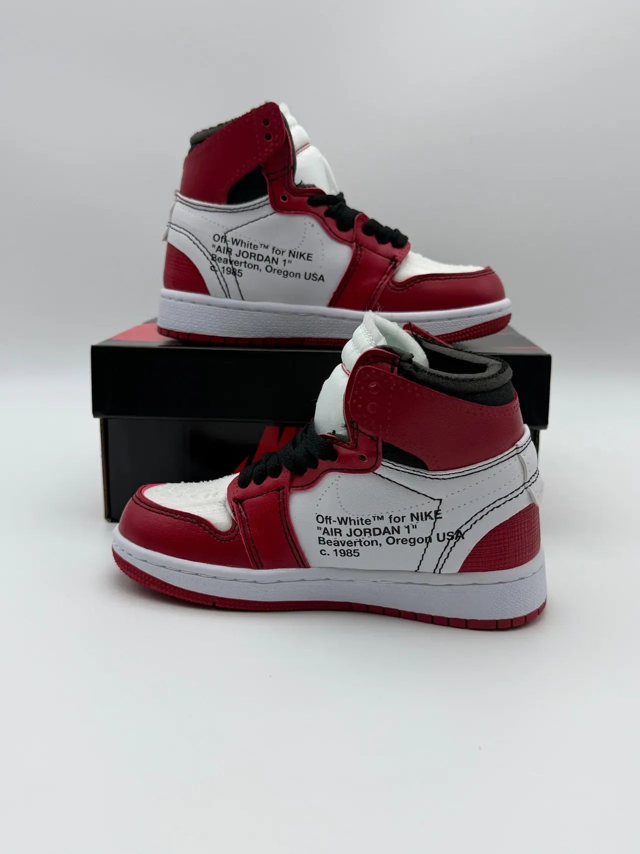 Air Jordan 1 Red White High-Top Perforated Toe Basketball Shoes 5