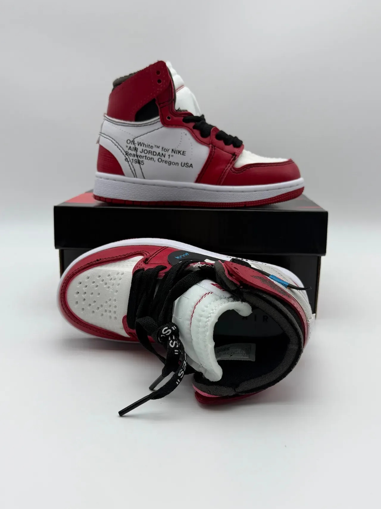 Air Jordan 1 Red White High-Top Perforated Toe Basketball Shoes 6