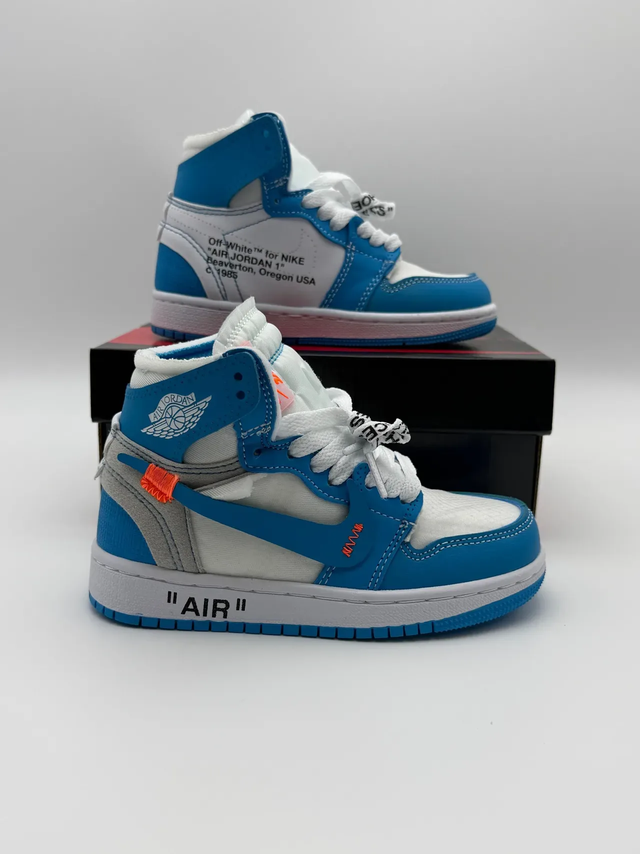 Air Jordan 1 Red White High-Top Perforated Toe Basketball Shoes 14