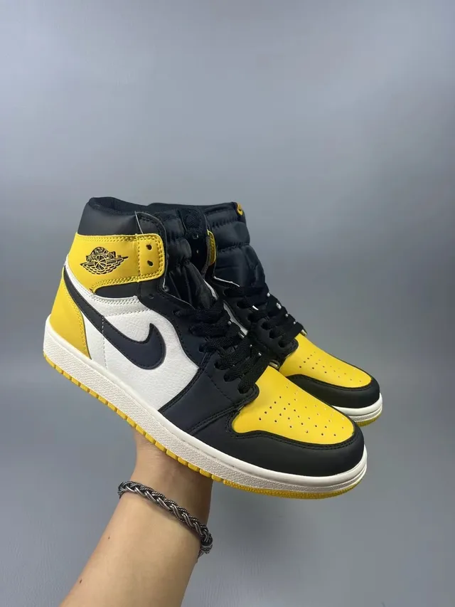Tênis de basquete Air Jordan 1 amarelo preto branco 2