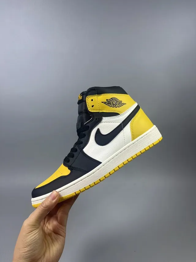 Tênis de basquete Air Jordan 1 amarelo preto branco 6