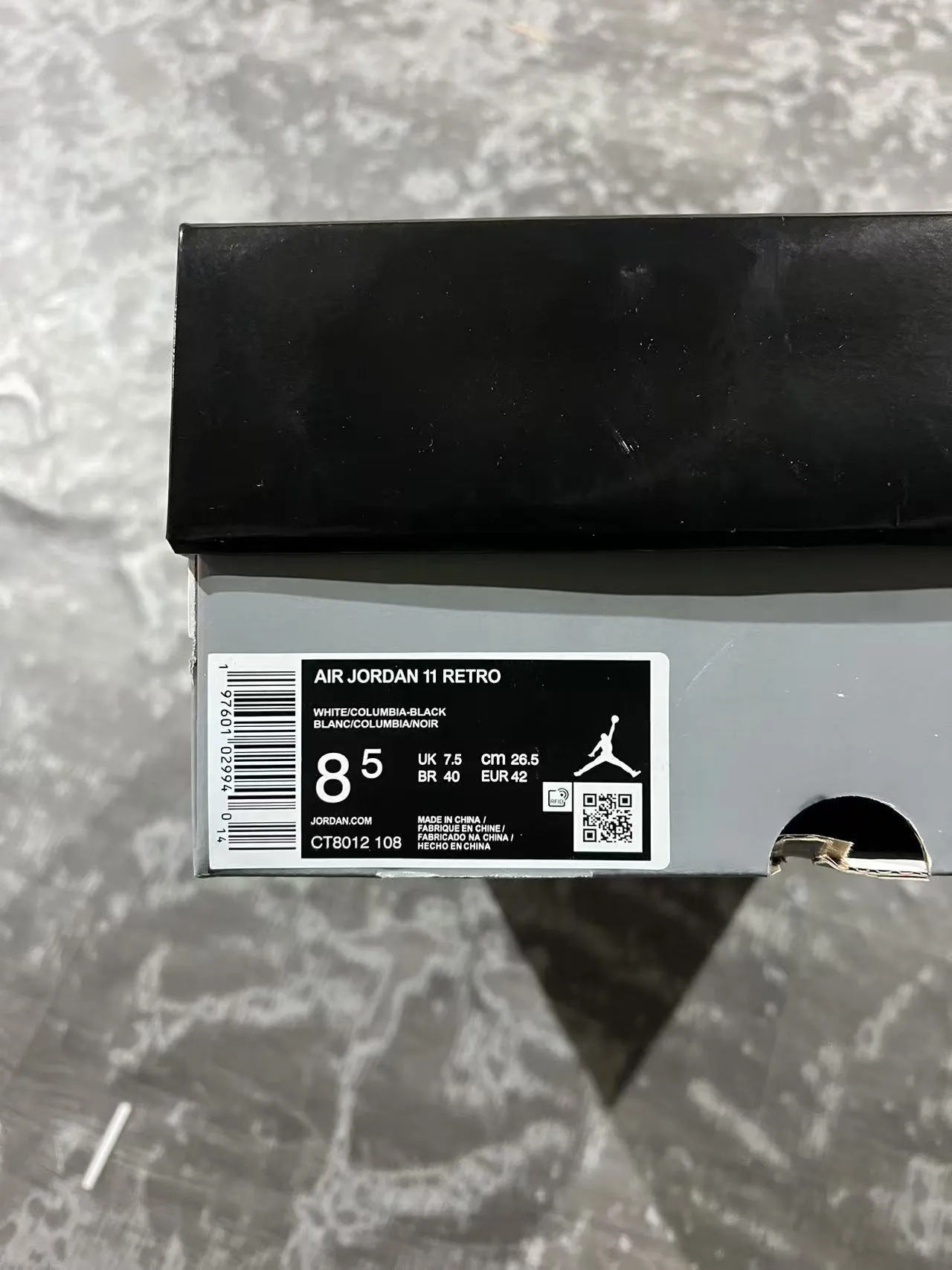 Tênis de basquete Air Jordan 11 em couro envernizado preto 10
