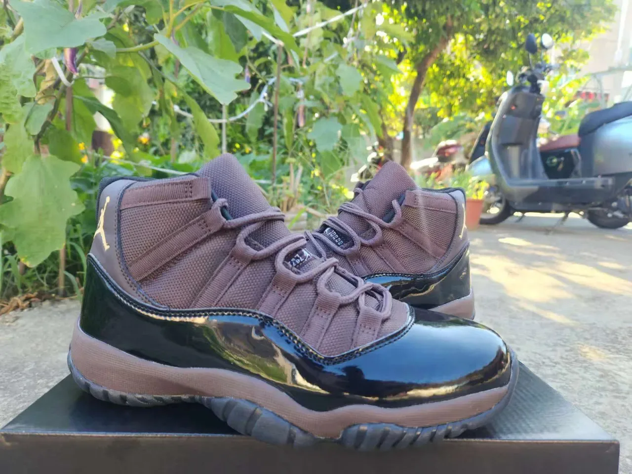 Air Jordan 11 Dusty Mauve Cuero Patent Zapatos de Baloncesto 2