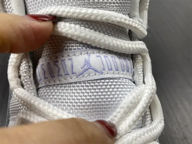 Air Jordan 11 薰衣草漆皮篮球鞋 8