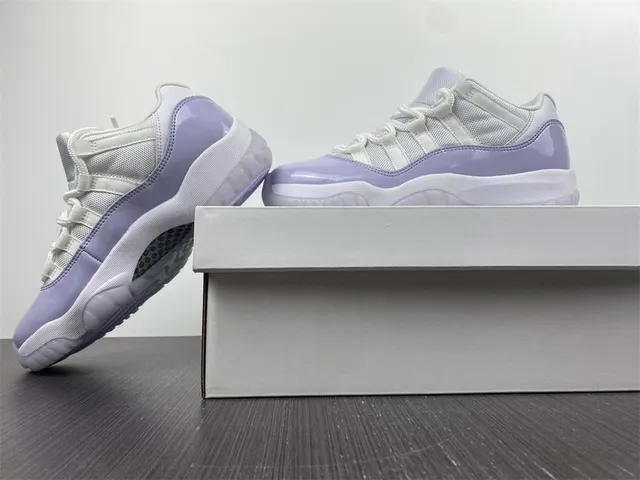 Air Jordan 11 薰衣草漆皮篮球鞋 11