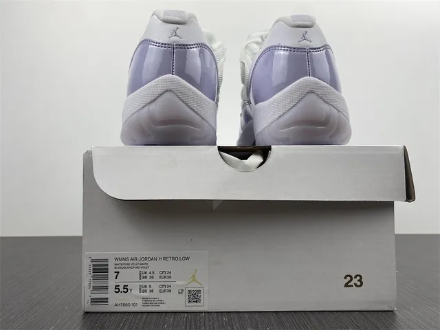 Air Jordan 11 薰衣草漆皮篮球鞋 14