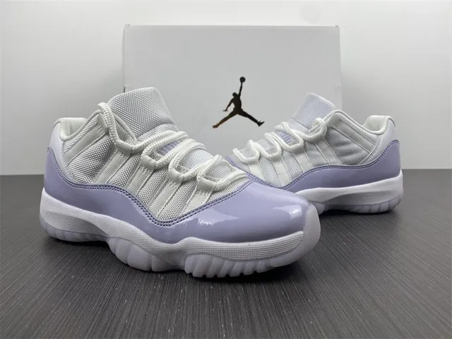 Air Jordan 11 薰衣草漆皮篮球鞋 17