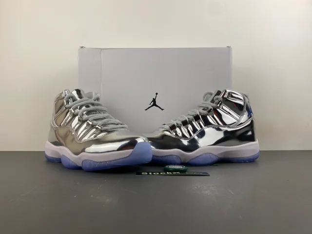 Air Jordan 11 金属银紫 篮球鞋 14