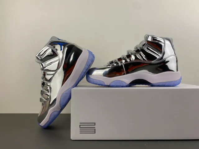 Air Jordan 11 金属银紫 篮球鞋 15