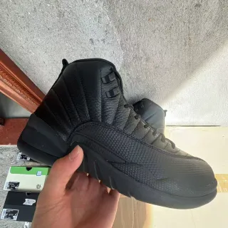 Air Jordan 12 ऑल-ब्लैक लेदर बास्केटबॉल जूते