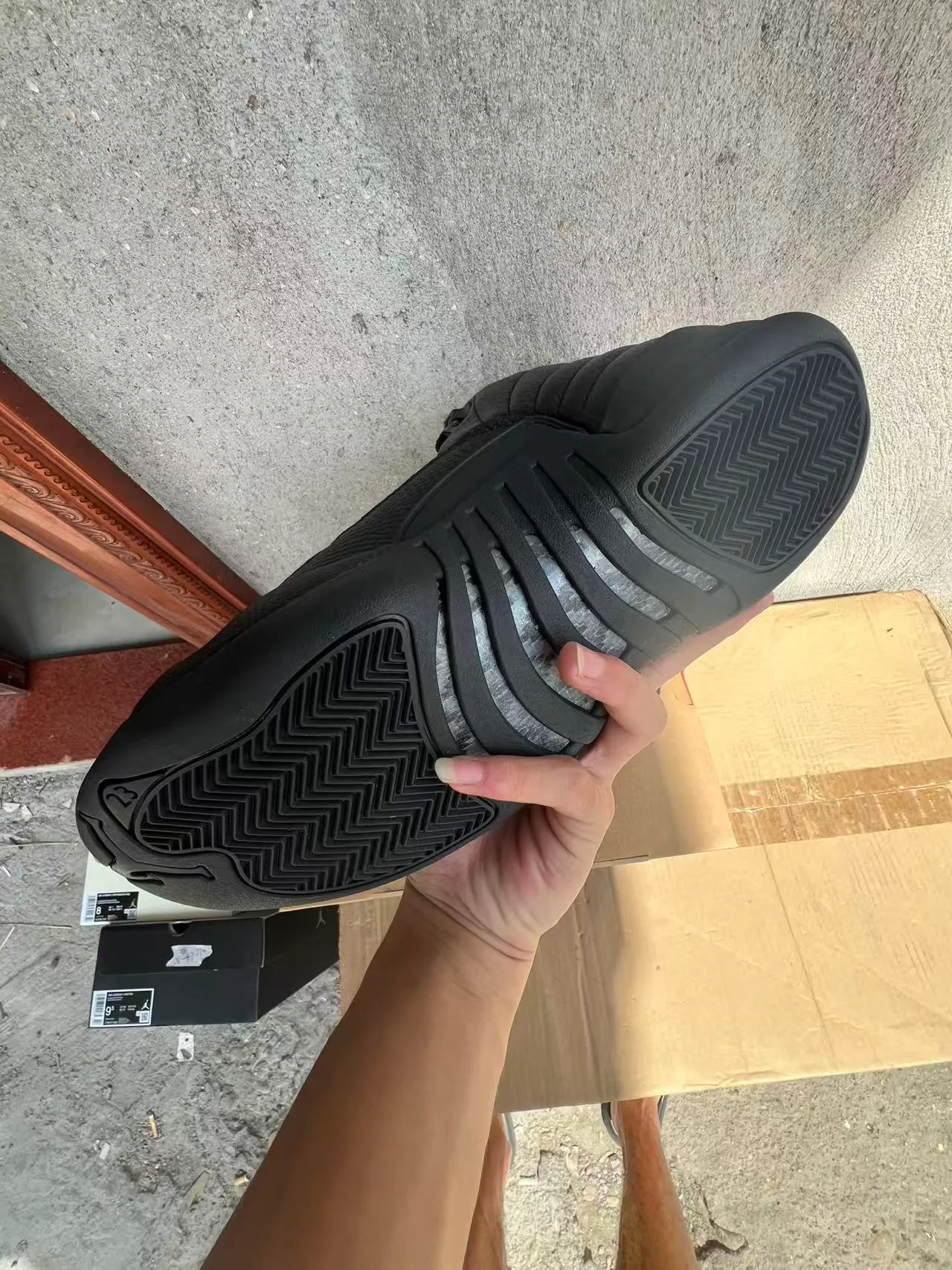 Zapatillas de baloncesto de cuero totalmente negro Air Jordan 12 5