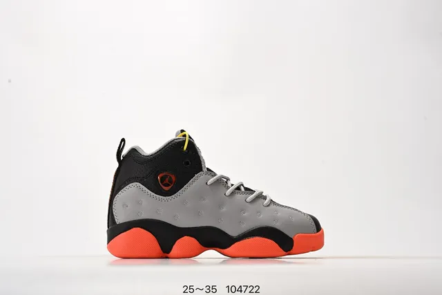 Chaussures de basketball Air Jordan 12 Retro noir blanc rose 5