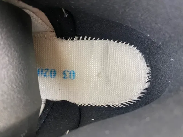 Air Jordan 12 Branco Preto Dourado Tênis de Basquete 8