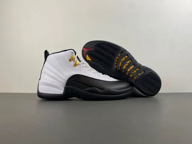 Air Jordan 12 Branco Preto Dourado Tênis de Basquete 13