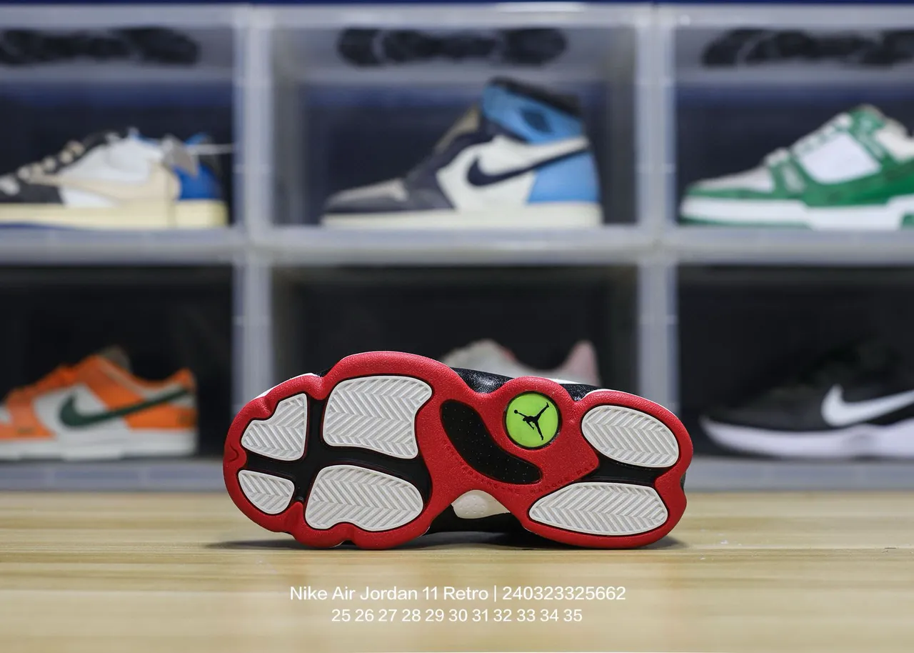 Air Jordan 13 حذاء كرة السلة أبيض أسود أحمر أخضر 15