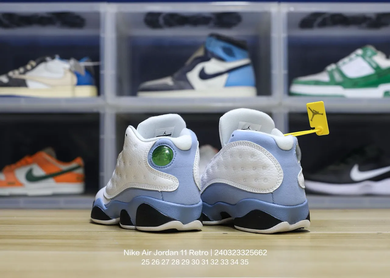 Air Jordan 13 حذاء كرة السلة أبيض أسود أحمر أخضر 22