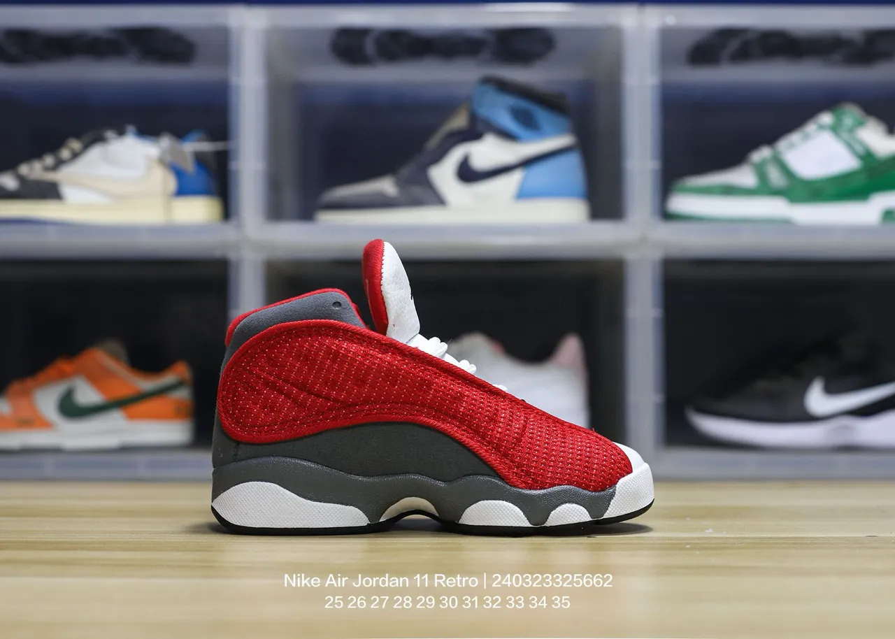 Air Jordan 13 حذاء كرة السلة أبيض أسود أحمر أخضر 24