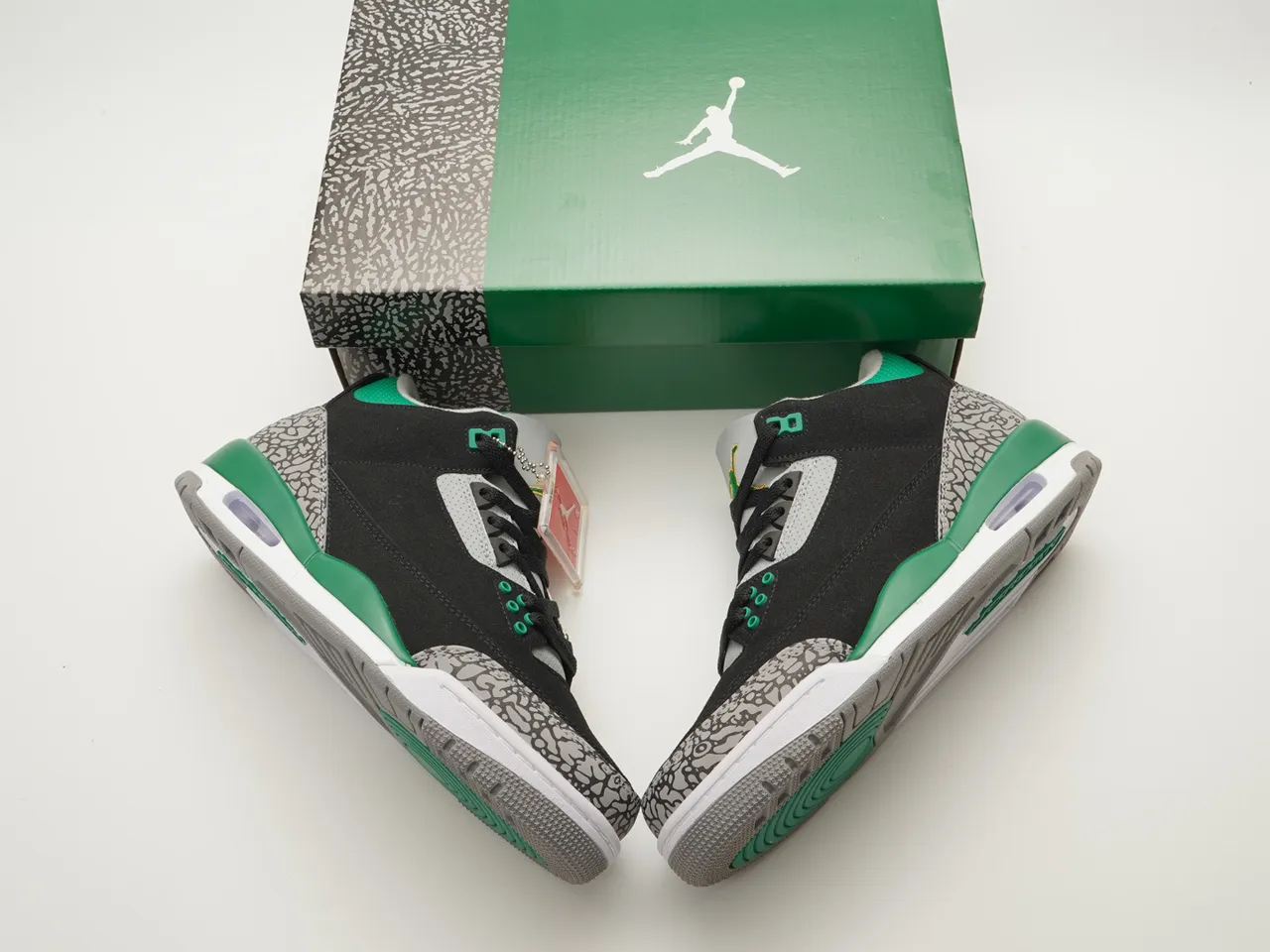Tênis de basquete Air Jordan 3 preto cimento verde 3