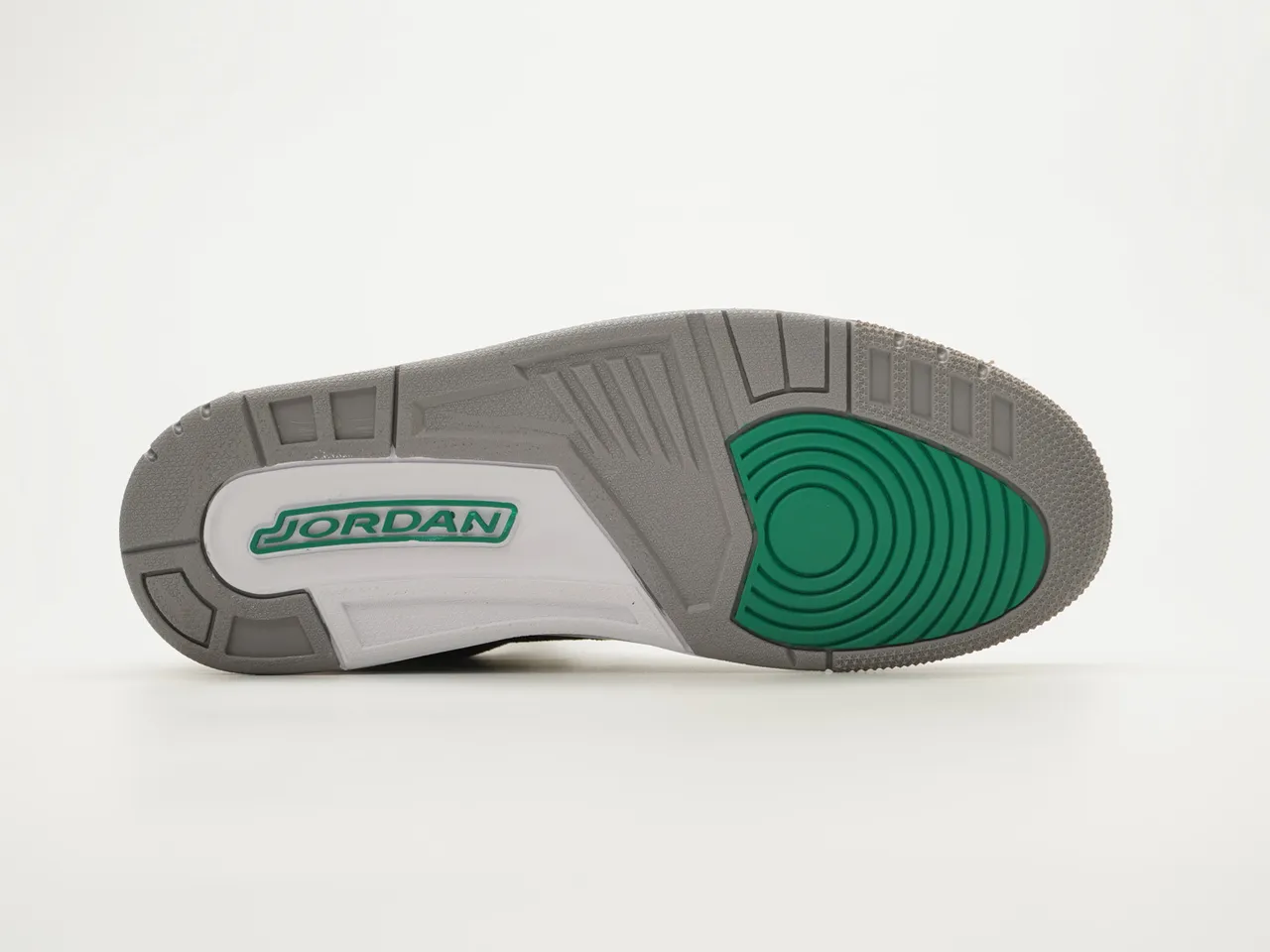 Tênis de basquete Air Jordan 3 preto cimento verde 8
