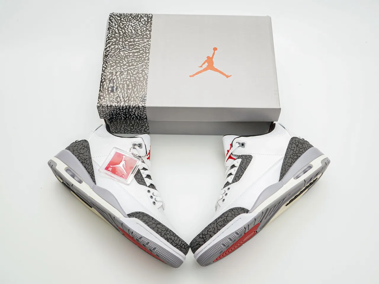 Air Jordan 3 White Cement Elephant Print Basketball Shoes 3
