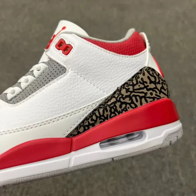 Air Jordan 3 أبيض سيمينت طباعة الفيل أحذية كرة السلة 20