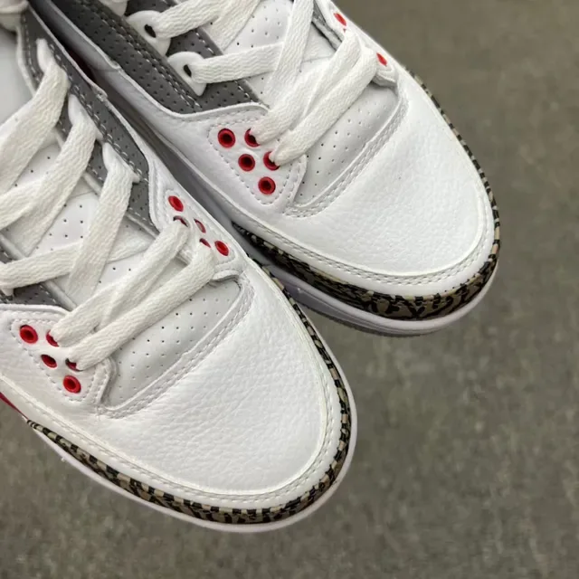 Air Jordan 3 أبيض سيمينت طباعة الفيل أحذية كرة السلة 23