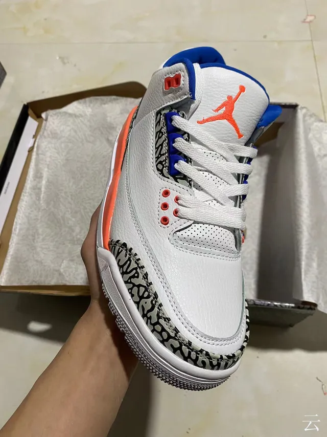 Air Jordan 3 Chaussures de basketball blanches orange bleu imprimé éléphant 2