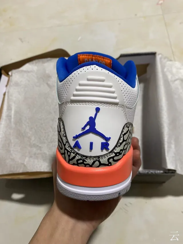 Air Jordan 3 Chaussures de basketball blanches orange bleu imprimé éléphant 6