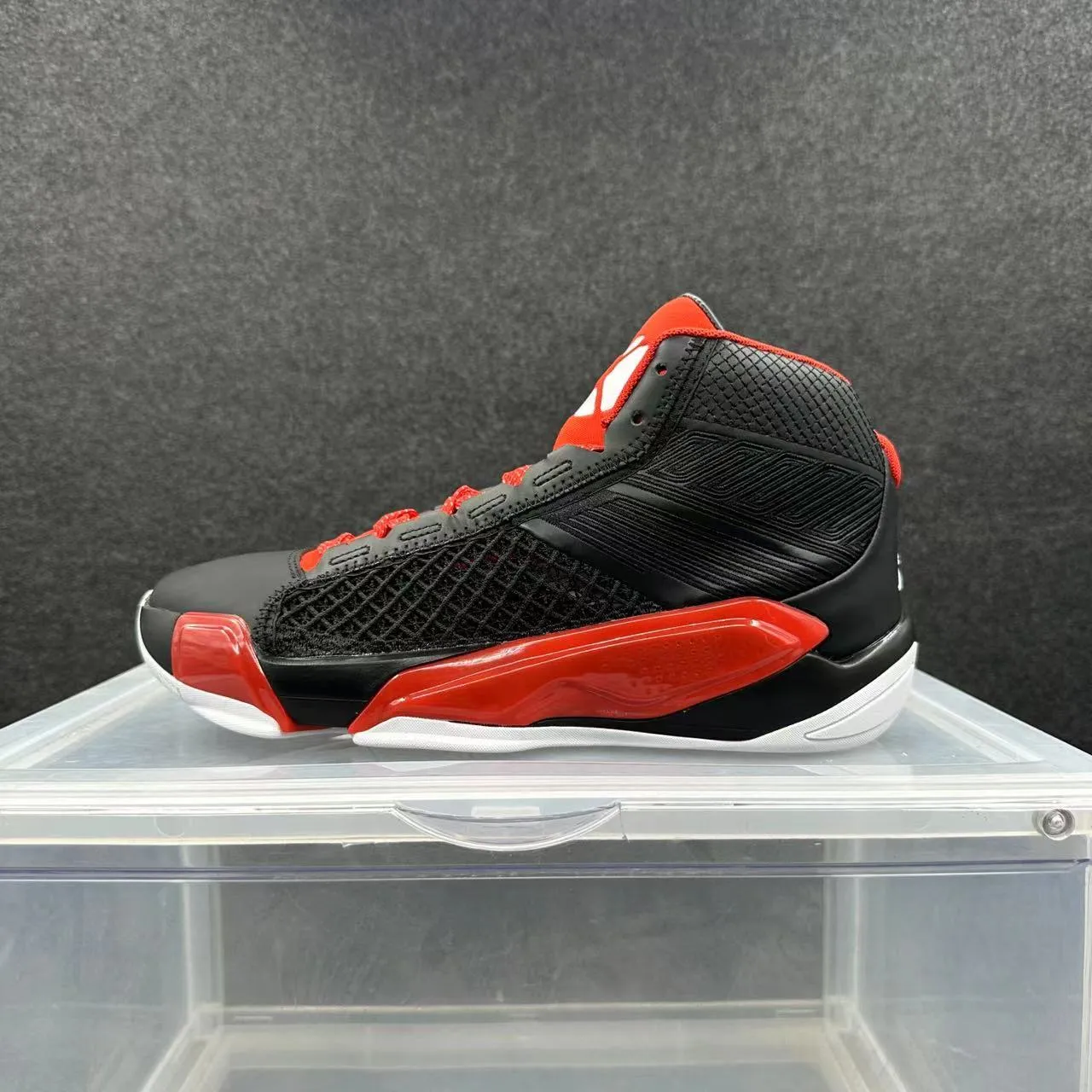 Air Jordan 38 কালো লাল হাই-টপ মেশ এবং TPU আপার বাস্কেটবল জুতো 2