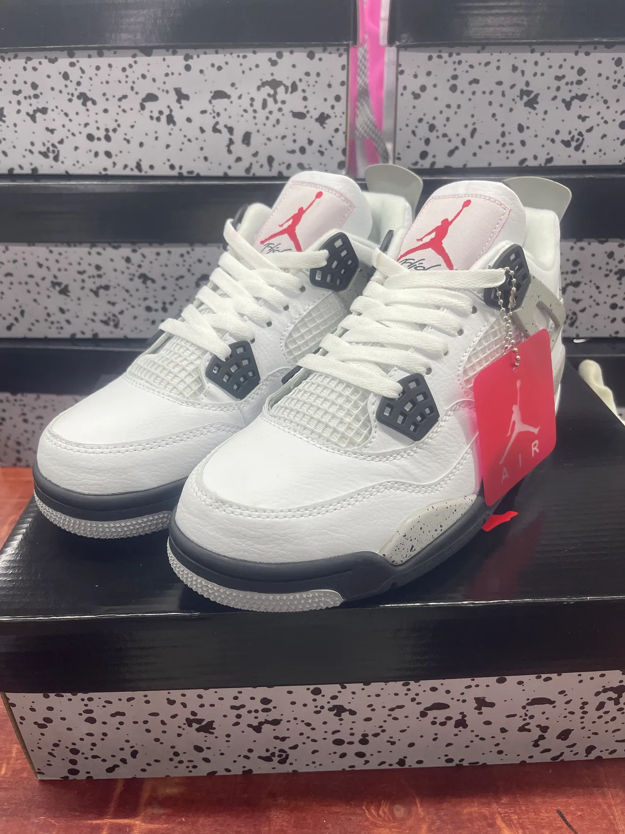 Tênis de basquete Air Jordan 4 branco salpicado 7