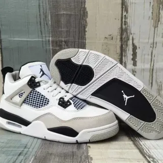 Tênis de basquete Air Jordan 4 branco preto cinza
