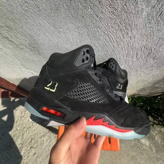 Air Jordan 5 Black Red Flame Basketball Shoes — Air Jordan Basketball Shoes photo from the Yupoo catalog