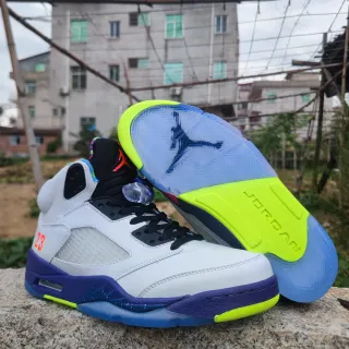 Zapatillas de baloncesto Air Jordan 5 blanco morado amarillo neón