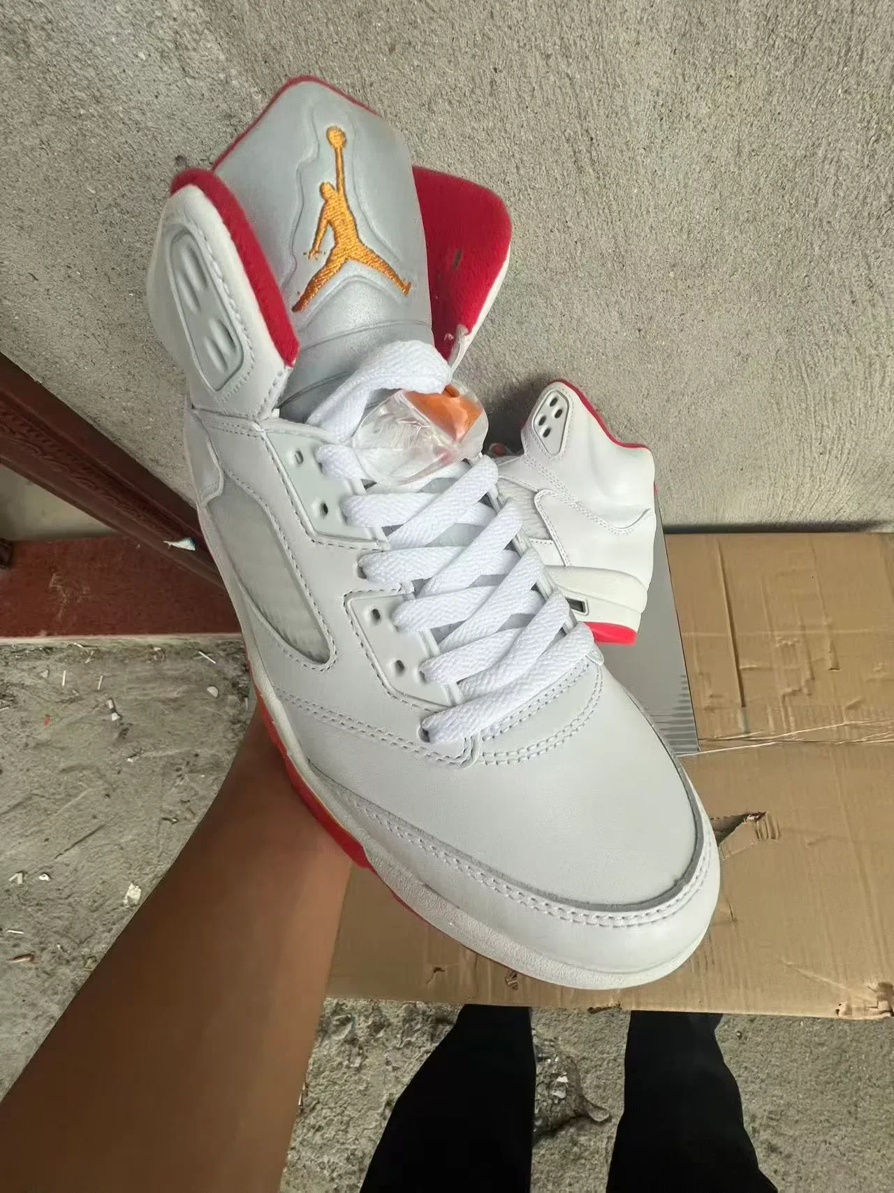 Air Jordan 5 White Red Orange Flame Basketball Shoes 2