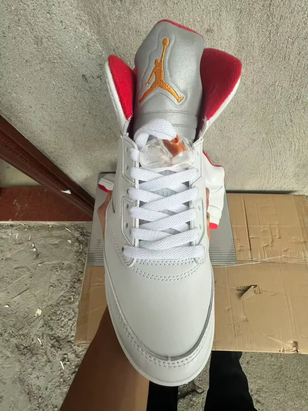 Air Jordan 5 White Red Orange Flame Basketball Shoes 3