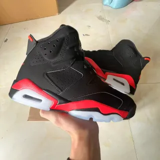 Tênis de basquete Air Jordan 6 preto e vermelho