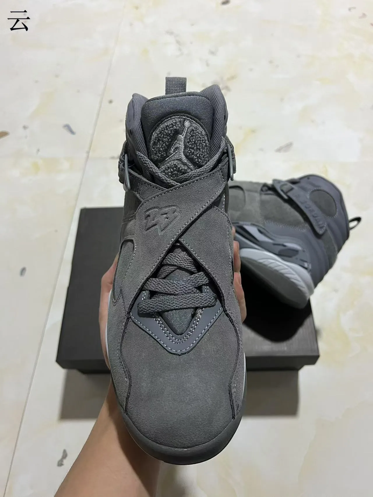 Air Jordan 8 ग्रे साबर हाई-टॉप बास्केटबॉल जूते 3