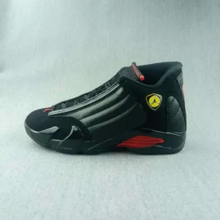 Air Jordan Zapatillas de Baloncesto Negro Rojo High-Top Layered Leather-Suede Upper
