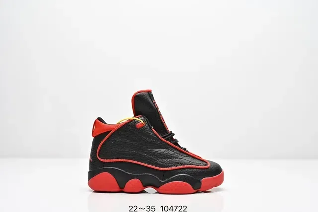 Zapatillas de baloncesto Air Jordan de caña alta con empeine de cuero en capas negro y rojo 10