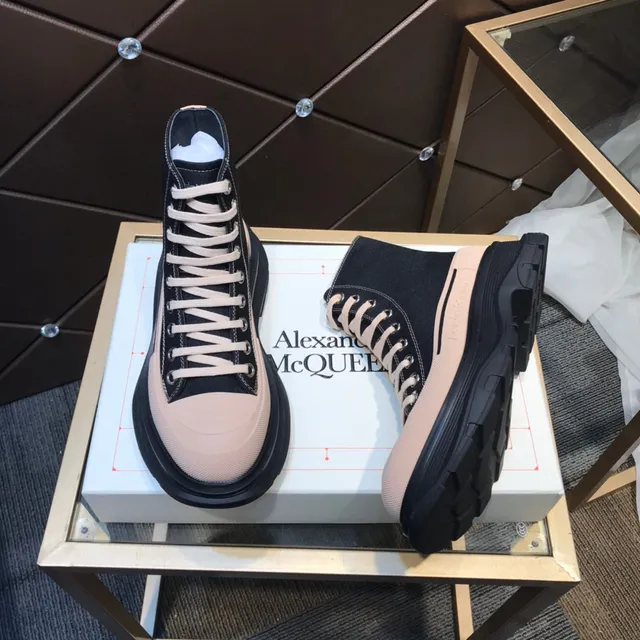 Alexander McQueen Oversized Sneaker Black and Beige Chunky Sneakers 8