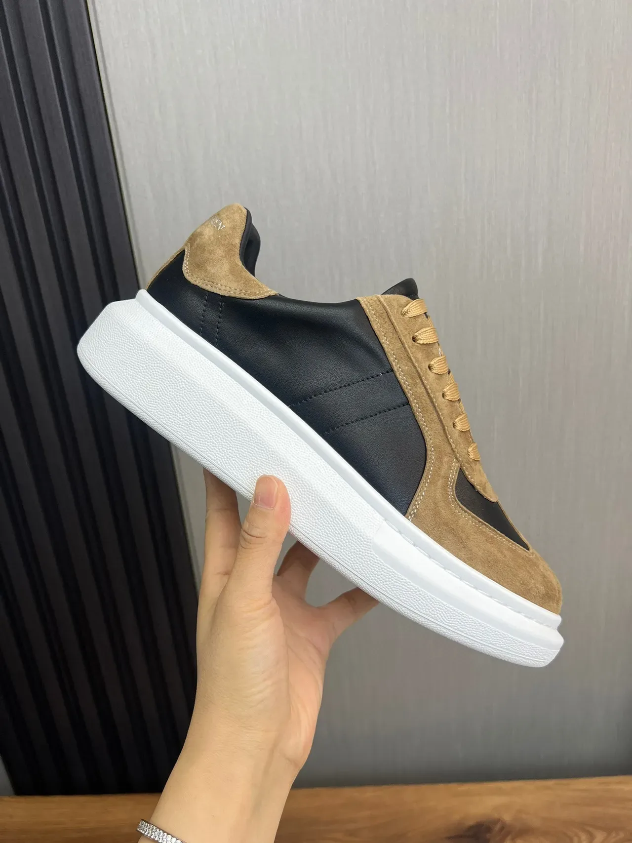 Alexander McQueen Oversized Sneaker Black and Tan Chunky Sneakers 3