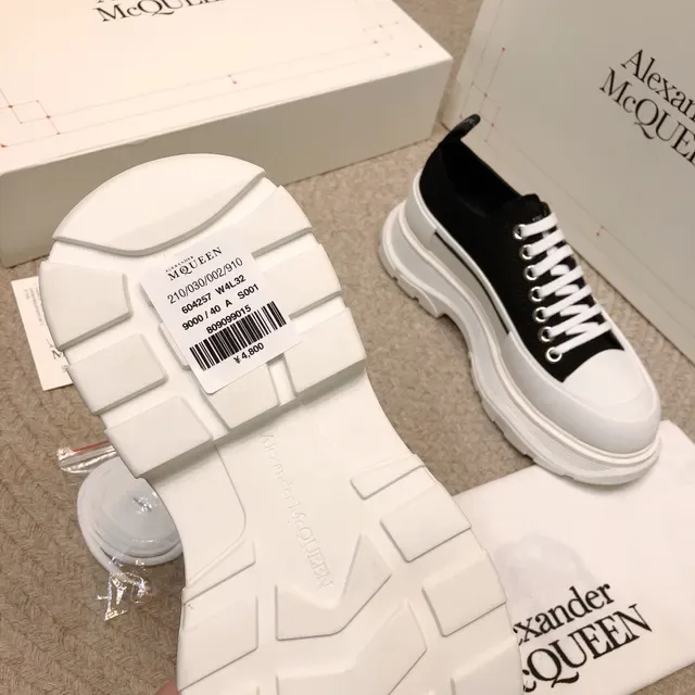 Alexander McQueen Oversized Sneaker Black and White Lifestyle Sneakers 2