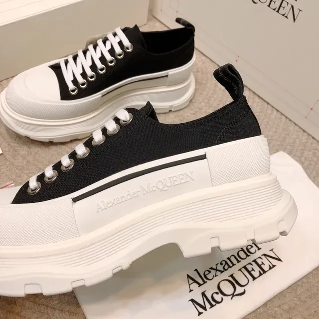 Alexander McQueen Oversized Sneaker Black and White Lifestyle Sneakers 7