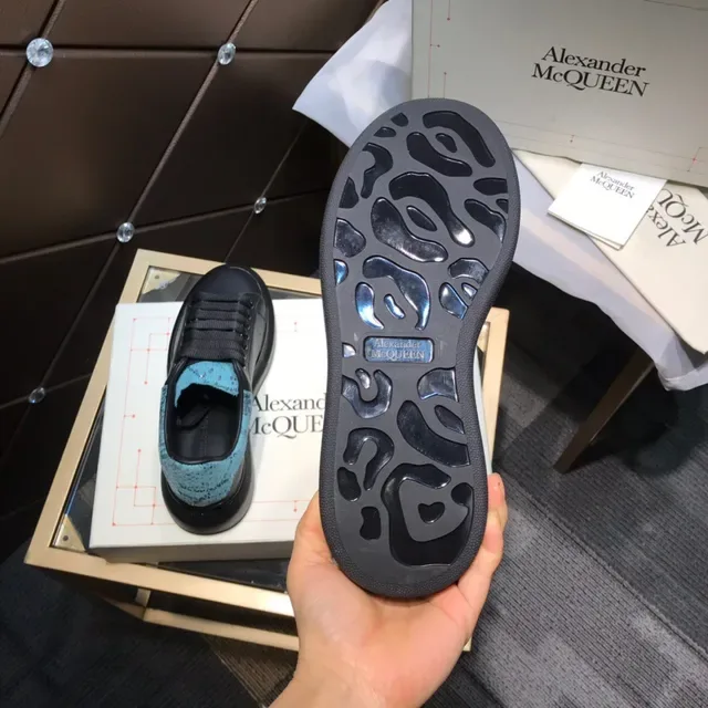 Alexander McQueen 黑色蓝色皮革平台oversized运动鞋 4