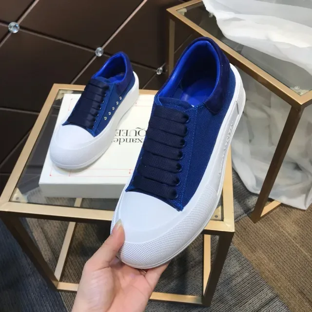 Alexander McQueen ओवरसाइज्ड स्नीकर रॉयल ब्लू व्हाइट लाइफस्टाइल स्नीकर 2